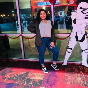 Meet your Posher, Brisa